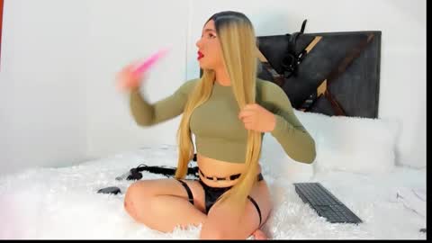 cata_sanchez online show from 27, 3, 2026