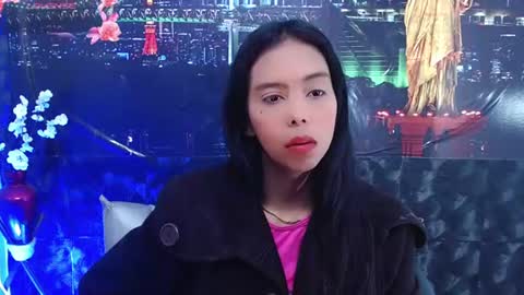 Queen Catalella online show from 6, 8, 2026
