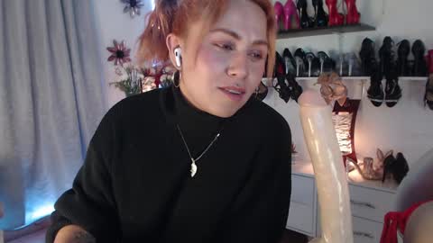 Catalina bruce2 online show from 28, 12, 2024