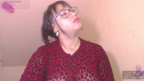 Catalina Saenz online show from 21, 11, 2025
