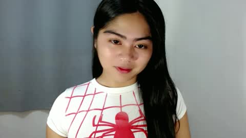 Snapshot of cathy_ho chatting on 2, 11, 2025 cathy_ho online show from 2, 11, 2025