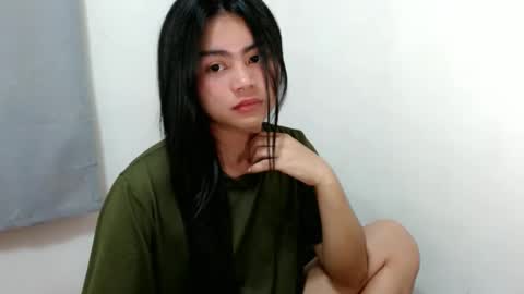 Snapshot of cathy_ho chatting on 13, 12, 2025 cathy_ho online show from 13, 12, 2025