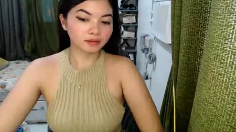 Snapshot of cathy_lyn chatting on 15, 7, 2026 cathy_lyn online show from 15, 7, 2026