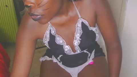 catrine online show from 18, 10, 2025