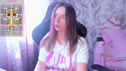 Snapshot of catisyfury chatting on 4, 10, 2025 . . online show from 4, 10, 2025