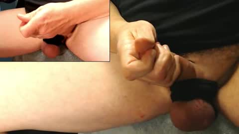 Snapshot of catlover03 chatting on 26, 11, 2025 Mike online show from 26, 11, 2025