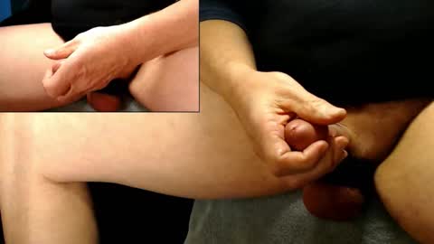 Snapshot of catlover03 chatting on 13, 1, 2026 Mike online show from 13, 1, 2026