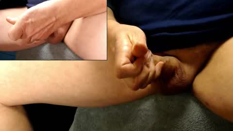 Snapshot of catlover03 chatting on 15, 1, 2026 Mike online show from 15, 1, 2026