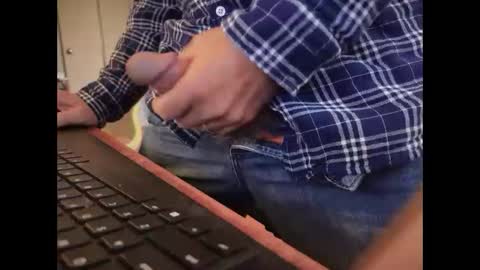 Snapshot of catmandoo21001 chatting on 31, 1, 2025 catmandoo21001 online show from 31, 1, 2025