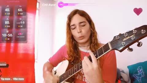 Snapshot of catnessa_ chatting on 8, 10, 2025 Catalina Restrepo online show from 8, 10, 2025