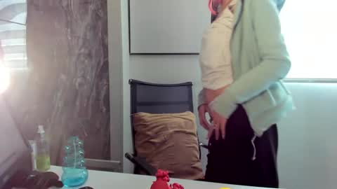 Snapshot of catt_evans1 chatting on 1, 12, 2024 CATT EVANS online show from 1, 12, 2024