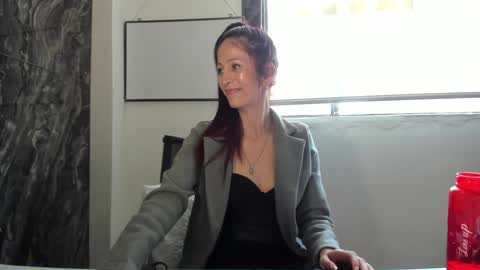 Snapshot of catt_evans1 chatting on 11, 12, 2024 CATT EVANS online show from 11, 12, 2024