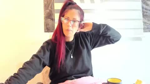 Snapshot of catt_evans1 chatting on 5, 1, 2025 CATT EVANS online show from 5, 1, 2025