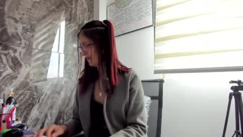 Snapshot of catt_evans1 chatting on 24, 2, 2025 CATT EVANS online show from 24, 2, 2025