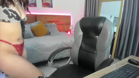 Snapshot of catti_brie_ chatting on 17, 6, 2026 catti_brie_ online show from 17, 6, 2026