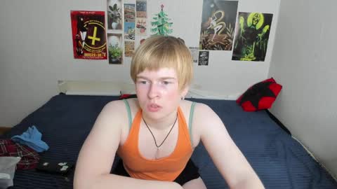 cattie_w_ online show from 3, 4, 2026