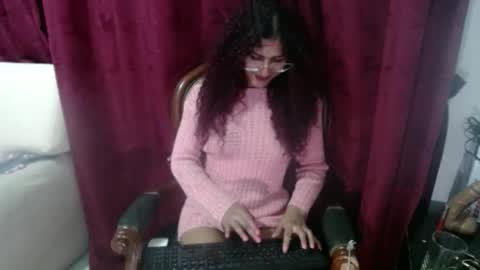 Snapshot of cattleya1618 chatting on 16, 12, 2024 cattleya online show from 16, 12, 2024