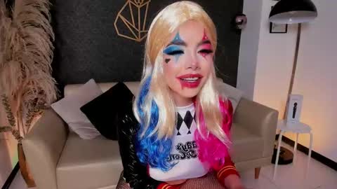 Snapshot of catvalentinee_ chatting on 30, 10, 2025 catvalentinee_ online show from 30, 10, 2025