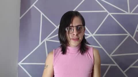 cava_pretty online show from 20, 2, 2025