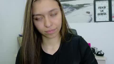 Snapshot of cayetana_01 chatting on 21, 5, 2026 cayetana online show from 21, 5, 2026