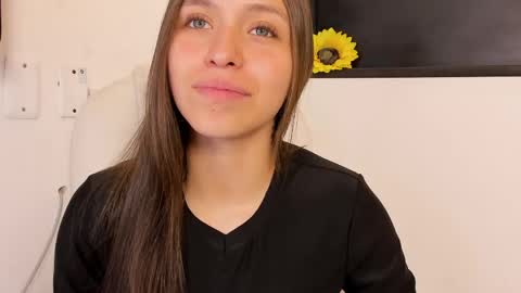 Snapshot of cayetana_01 chatting on 28, 5, 2026 cayetana online show from 28, 5, 2026