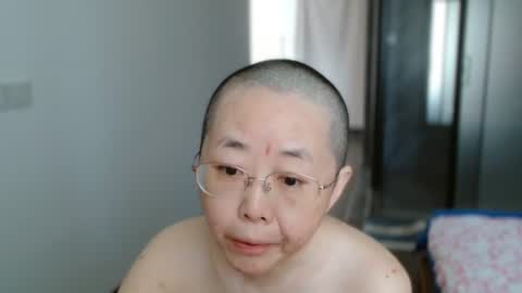 Snapshot of cbz112233 chatting on 19, 6, 2026 ANNYANNY online show from 19, 6, 2026