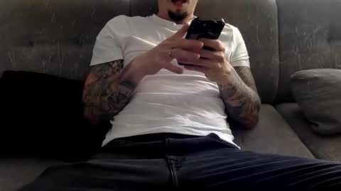 Snapshot of cc_couplexxx chatting on 19, 11, 2025 cc_couplexxx online show from 19, 11, 2025