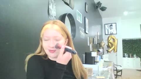 Snapshot of ccfox35 chatting on 23, 9, 2025 ccfox35 online show from 23, 9, 2025