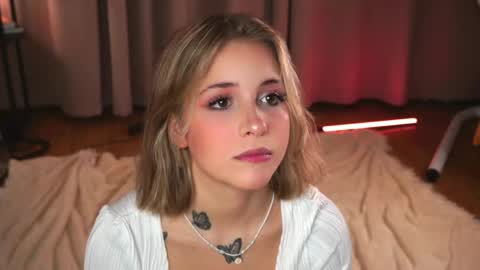 Lina  online show from 7, 6, 2026