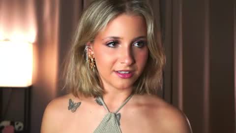 Lina  online show from 10, 7, 2026