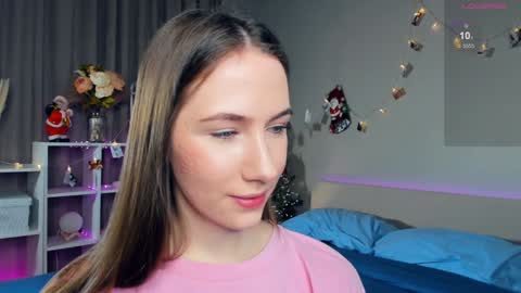 Josie Manesi online show from 30, 1, 2025