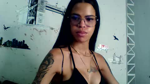 celesmejias online show from 4, 11, 2025