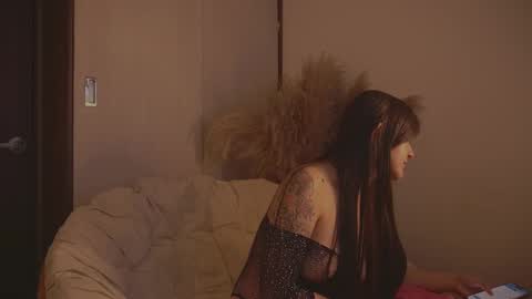 Diane Independent model online show from 11, 3, 2025