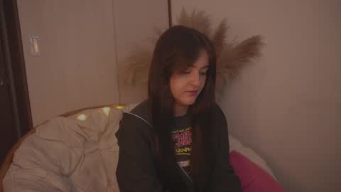 Diane Independent model online show from 12, 3, 2025