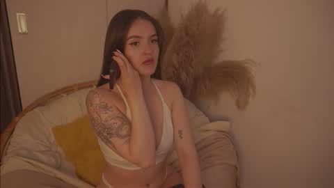 Diane Independent model online show from 15, 10, 2025