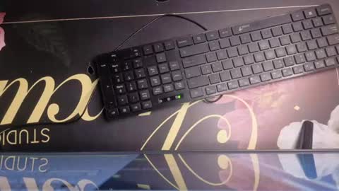 celeste_fioree online show from 4, 8, 2026