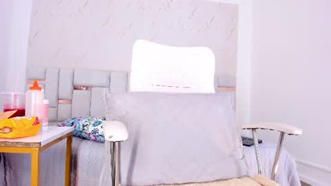 celeste_smmith_ online show from 26, 7, 2026
