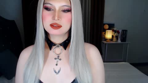 Snapshot of celestehollywood chatting on 5, 12, 2024 CELESTE IGYoshi Tian online show from 5, 12, 2024