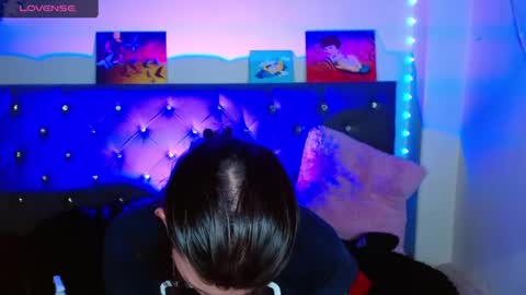 I am Valentinn online show from 13, 2, 2025