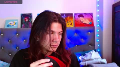 I am Valentinn online show from 7, 3, 2025