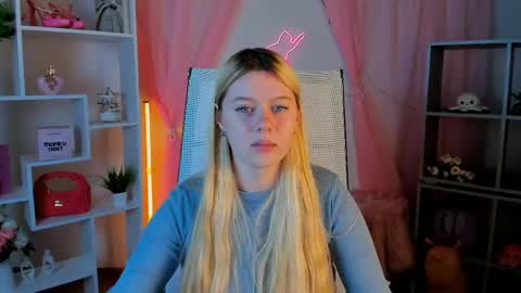 your cute kitty online show from 30, 4, 2026