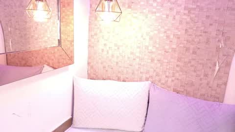 celestte_sm online show from 8, 5, 2026