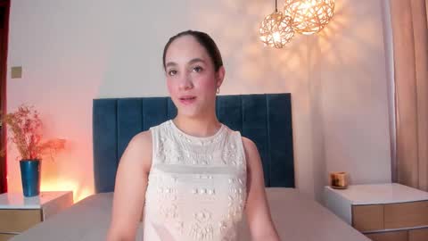 Celeste Quenn online show from 29, 3, 2026