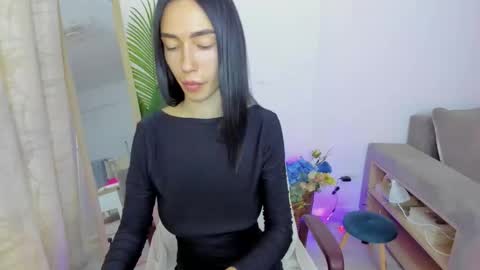 Snapshot of celine_roxelle chatting on 12, 9, 2025 Celine Roxelle online show from 12, 9, 2025