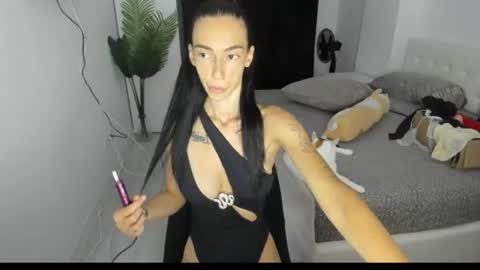 Celine Roxelle online show from 21, 7, 2026