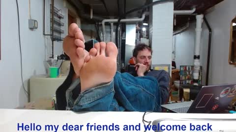 Snapshot of cguffey2284 chatting on 13, 12, 2025 cguffey2284 online show from 13, 12, 2025