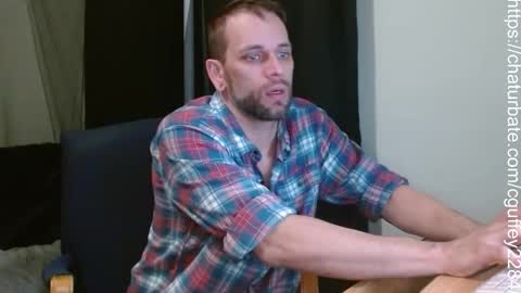 Snapshot of cguffey2284 chatting on 3, 2, 2026 cguffey2284 online show from 3, 2, 2026