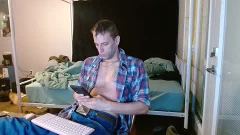 Snapshot of cguffey2284 chatting on 11, 3, 2026 cguffey2284 online show from 11, 3, 2026