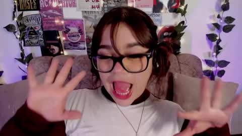 charlotte online show from 3, 5, 2026
