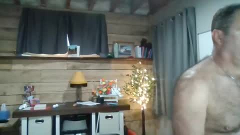 chadmichaell online show from 8, 5, 2026